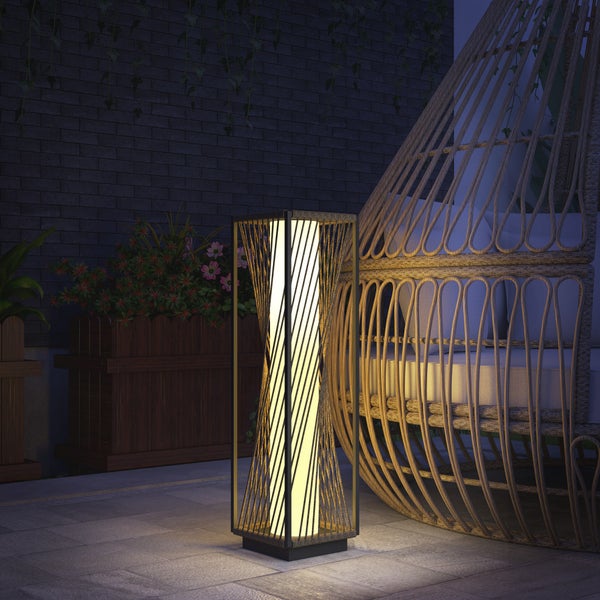 Outsunny Solar Stehlampe Rattan mit Lichtsensor 25 LEDs Solarlampen im Boho-Stil IP44 Wasserdichte Solarleuchte Solarlampe Outdoor Lampe Akku Solarlaterne für Garten Balkon Außen Rasen Hof
