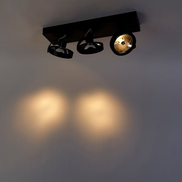 Deckenleuchte mit drei Strahlern