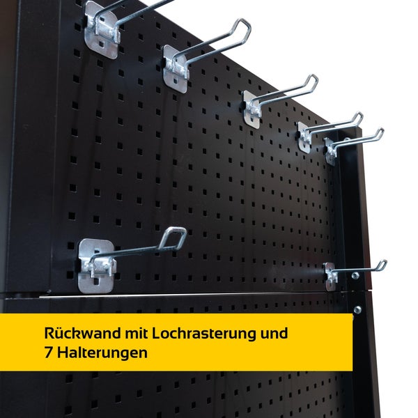 Schwarze Rückwand mit Lochrasterung und 7 Metallhalterungen für Werkzeug.
