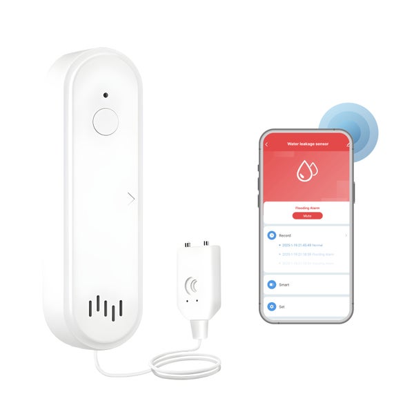 Smart Wassermelder mit externem Sensor und Smartphone-Steuerung mit Anzeige eines Wasseralarms.