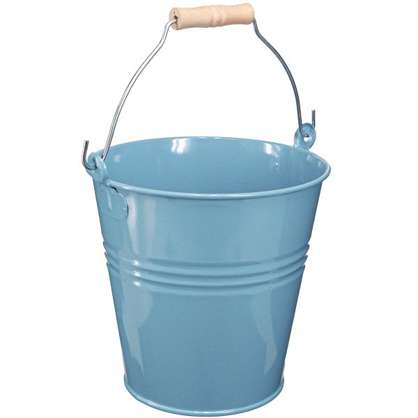 Eimer aus Metall mit Holzgriff