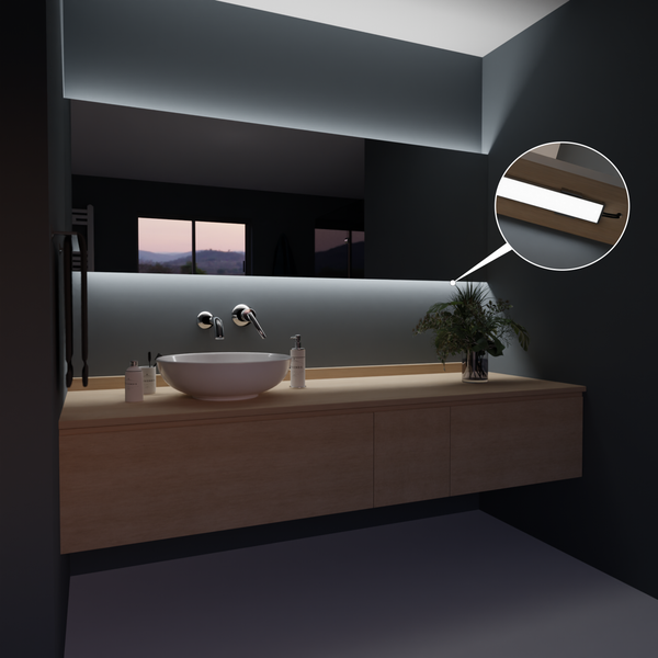 Badezimmer mit Waschtisch, Spiegel und Beleuchtung