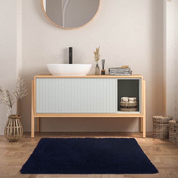 FLOORDIREKT Badematte Sky Soft - Reckteckig - Rutschhemmende Rückseite - Marineblau - 50 x 80 cm