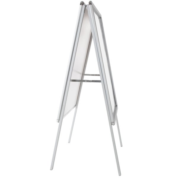 Aufklappbarer Gehwegaufsteller für Werbung