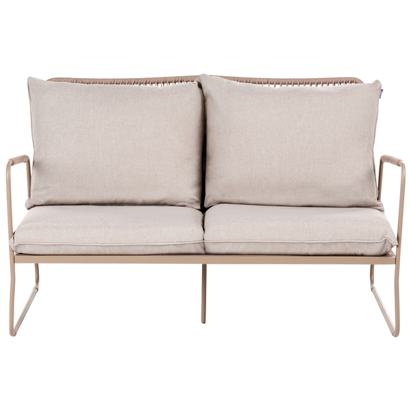 Gartensofa 2-Sitzer aus Metall mit Seilgeflecht an der Rückenlehne und beigen Polsterkissen.