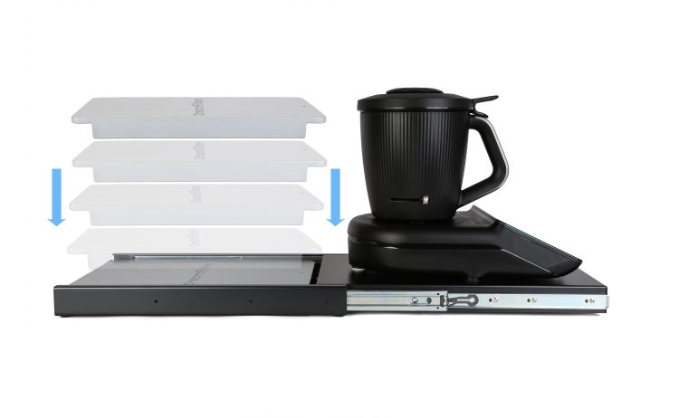 Darstellung eines Reinigungsgeräts mit mehreren Filtern und blauen Pfeilen, die die Positionierung der Filter veranschaulichen.