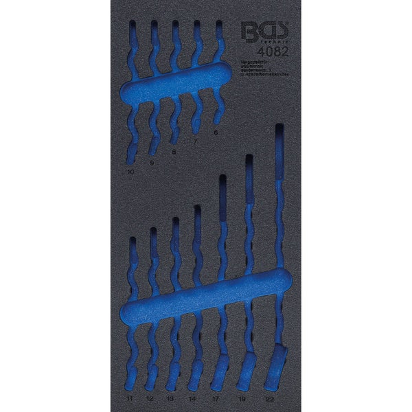 Werkstattwageneinlage aus Schaumstoff für einen Ring-Maulschlüsselsatz von BGS technic, Größen 6 bis 22 Millimeter. BGS technic Logo.