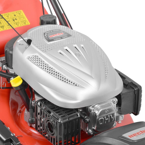 Benzin-Rasenmähermotor mit Hecht Logo, 135 Kubikzentimeter Hubraum und obenliegenden Ventilen.