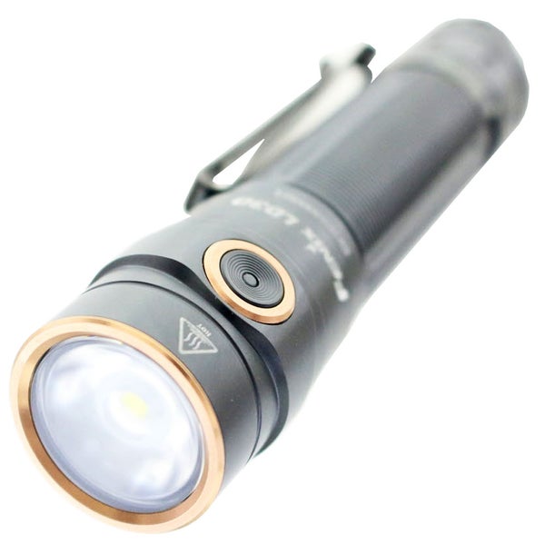 Fenix LD30 Outdoor LED Taschenlampe max. 1600 Lumen und 205 Meter Leuchtweite, inklusive Fenix ARB-L18-3500U Akku