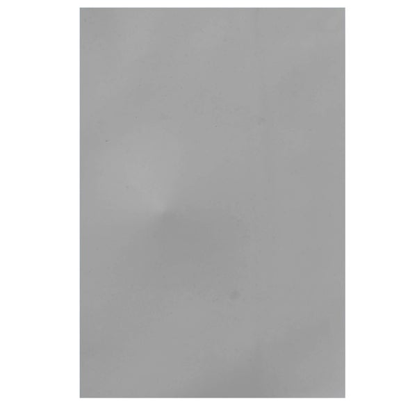 Rechteckiges Glattblech aus Metall mit glatter Oberfläche.