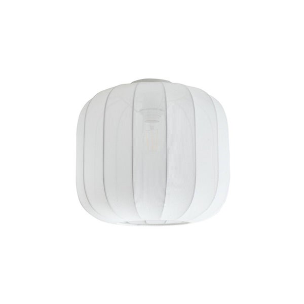 Moderne Deckenleuchte mit abgerundetem, geripptem Stoffschirm und halbtransparentem Textilbezug.