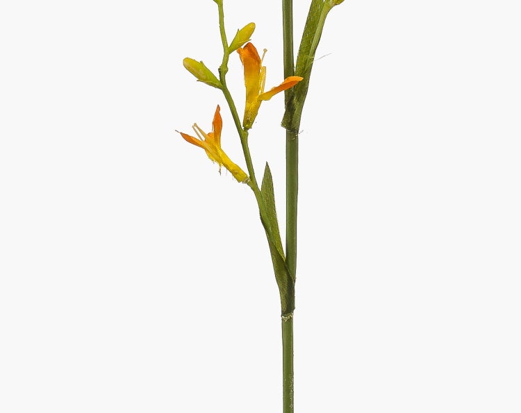 Künstlicher orangefarbener Blumenzweig mit mehreren Blüten und Knospen an einem grünen Stiel.