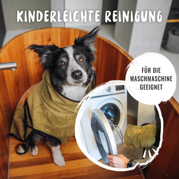 Ein Hund sitzt in einer Holzwäschewanne, bedeckt mit einem Bademantel, daneben eine Waschmaschine; Text: Kinderleichte Reinigung und für die Waschmaschine geeignet
