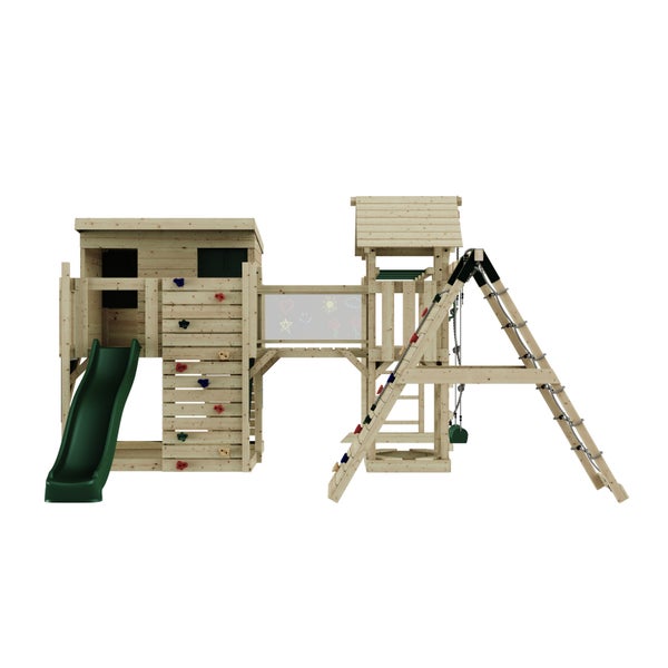 Spielplatz mit Rutsche, Kletterwand, Schaukel und Tafel