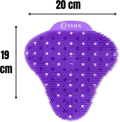 Lila Urinalmatte aus Kunststoff mit Noppen und den Maßen 19 mal 20 Zentimeter.