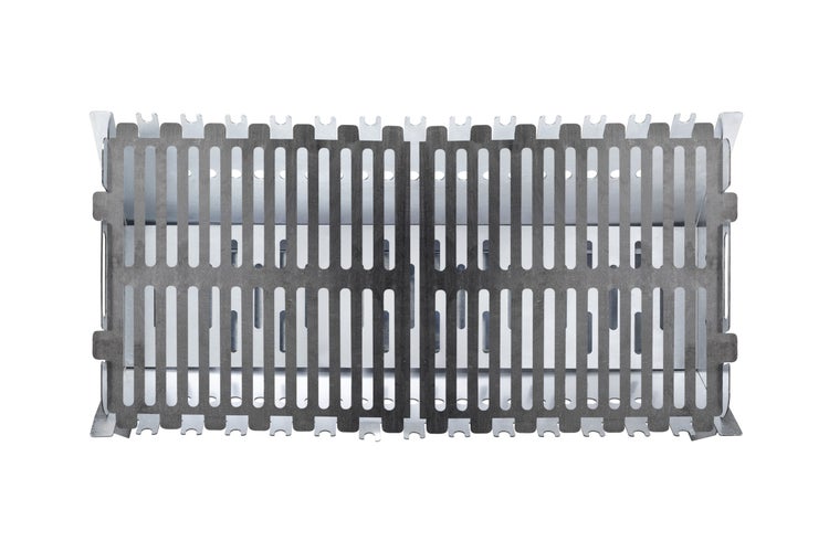 The Favilla Vedem Zerlegbarer Tragbarer Grill – Mobiler Campinggrill aus verzinktem Stahl – Outdoor-Grill mit Spießhalter & Tragetasche – Kompakt, leicht & robust