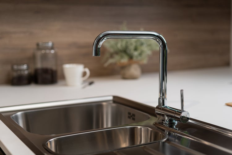 Wasserhahn Vorfenster Küchenarmatur, Umklappbar 4,5 CM, mit 360° schwenkbarem N-Auslauf, Verchromt