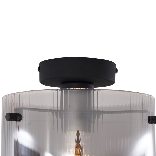 Deckenleuchte mit transparentem Schirm