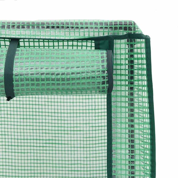 Detailansicht einer Gewächshausfolie aus verstärktem Gittergewebe mit einer hochrollbaren und fixierbaren Öffnung.