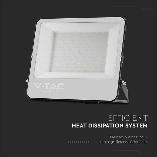 V-TAC VT-44205 - Schwarze LED-Flutlichtstrahler - 185lm/w - IP65 - 200W - 37000 Lumen - 4000K