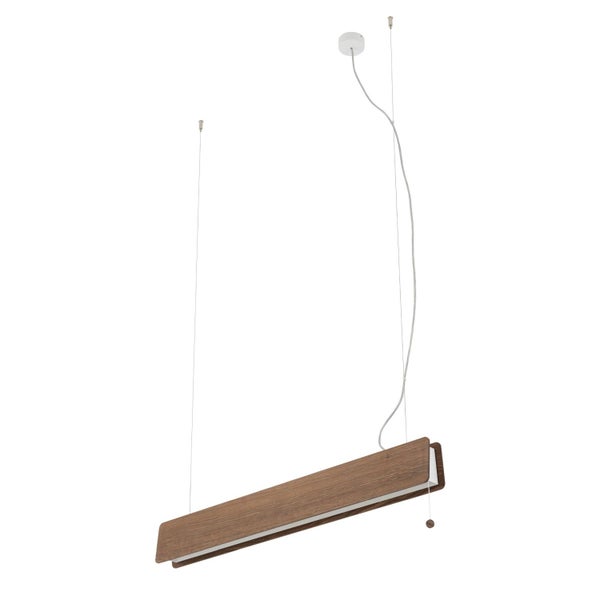 Moderne LED Pendelleuchte in Holzoptik mit schmalem, linearem Balkendesign und dünner Seilaufhängung.