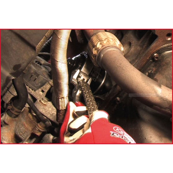 Schleifpapier mit sechs Löchern