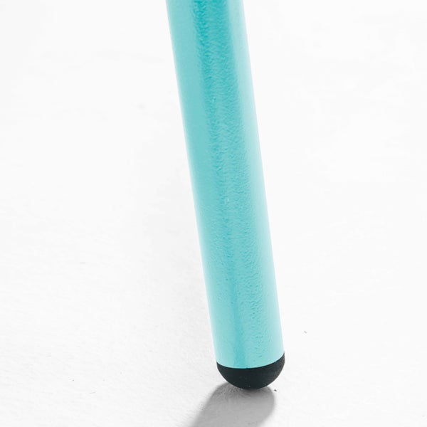 Nahaufnahme eines türkisfarbenen, zylindrischen Möbelbeins aus Metall mit einer schwarzen Schutzkappe am Ende.