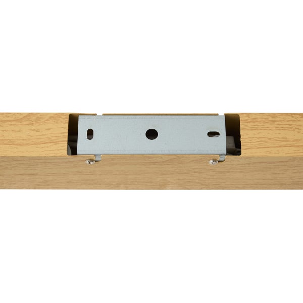 Montageplatte einer Holzoptik Deckenleuchte zur Befestigung an der Decke.