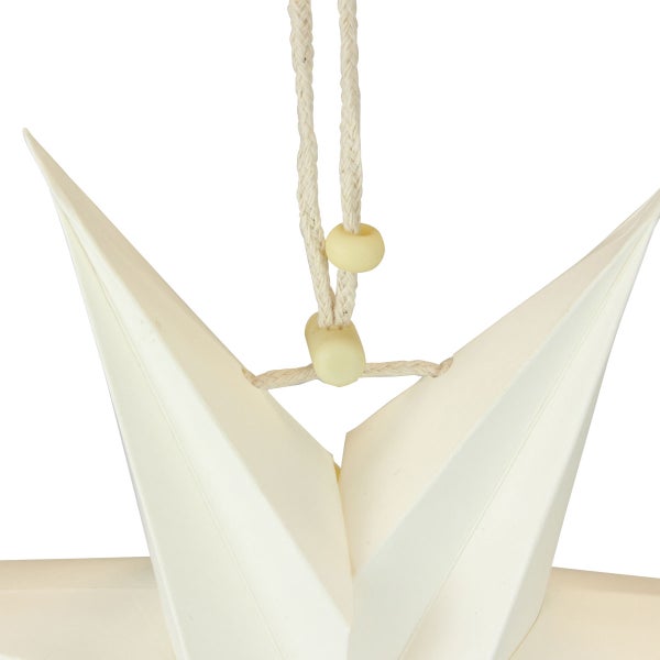Papierstern mit Kordelaufhängung
