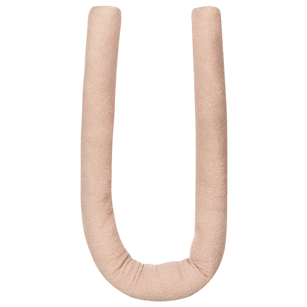 U-förmiger Zugluftstopper aus weichem Teddy-Stoff.