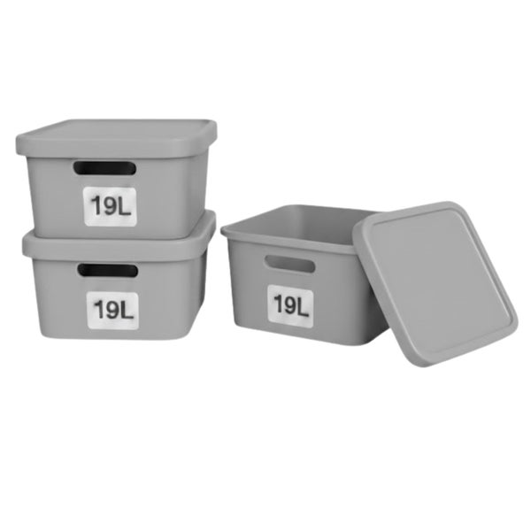 Drei graue Aufbewahrungsboxen mit Deckel, je 19 Liter Fassungsvermögen