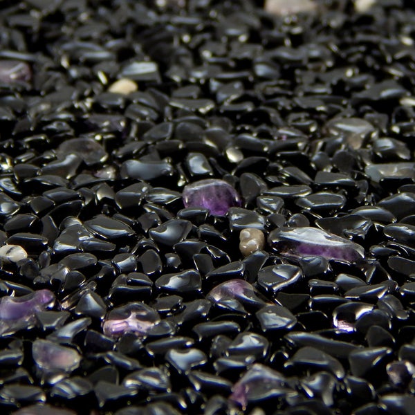 Terralith Edelsteinteppich Amethyst/ Nero  1 qm -außen-