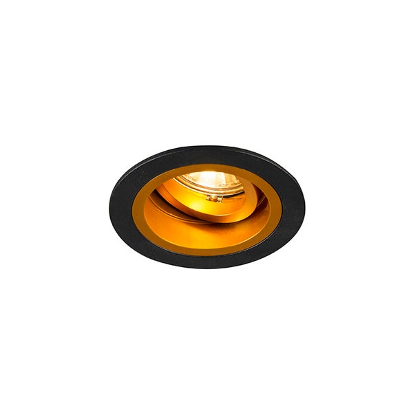 Schwenkbarer LED-Einbaustrahler mit schwarzem Gehäuse und goldfarbenem Innenring.