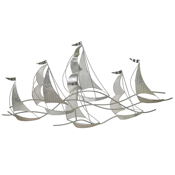 Dekorative Wandskulptur mit Segelbootmotiv