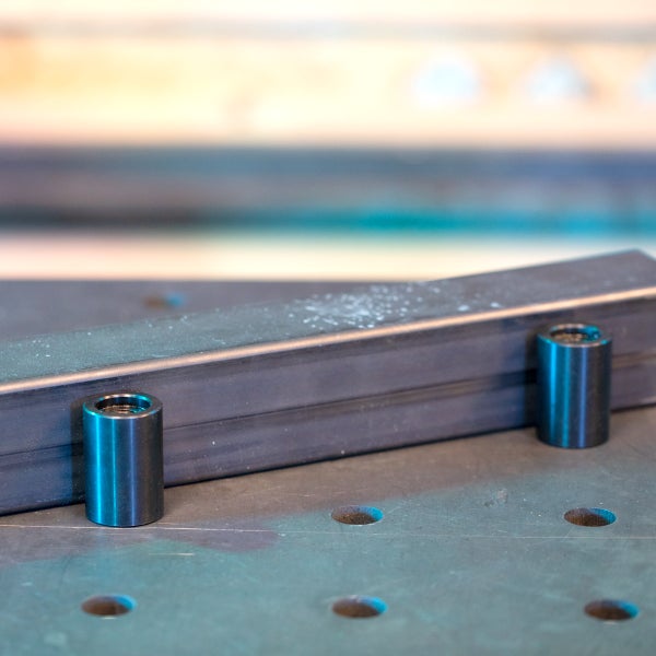 Anschlagbolzen und Spannbolzen 34 x 50 mm Gewinde M 14 4er Set
