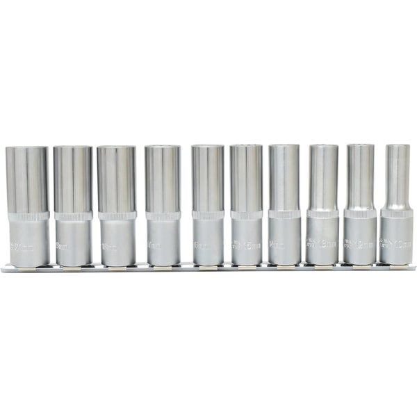 Steckschlüsseleinsatz Set mit verschiedenen Größen auf einer Halterung