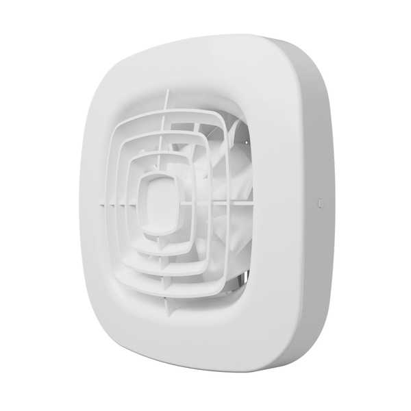 Quadratischer, weißer Kleinraumventilator mit abgerundeten Ecken und konzentrischem Schutzgitter vor den Ventilatorflügeln.