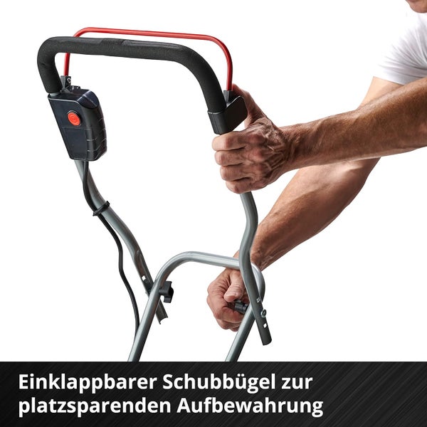 Einklappbarer Schubbügel eines Rasenmähers zur platzsparenden Aufbewahrung.