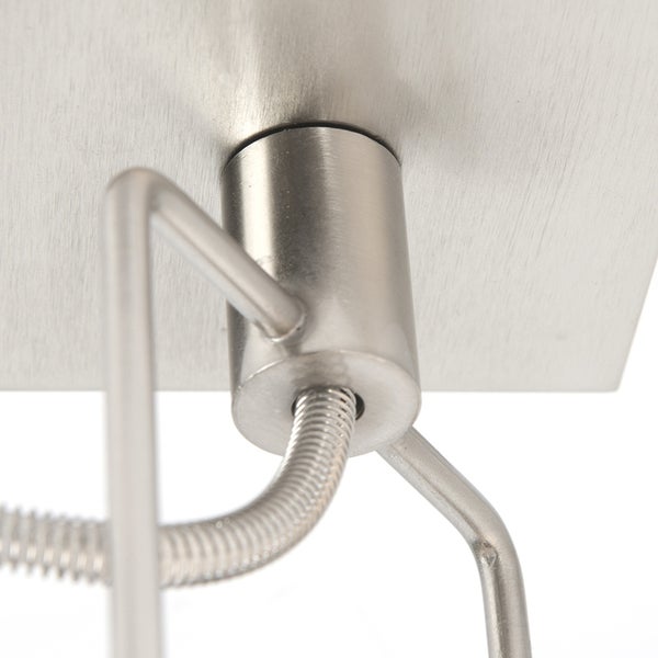 Detailansicht einer Deckenleuchte mit flexiblem Arm