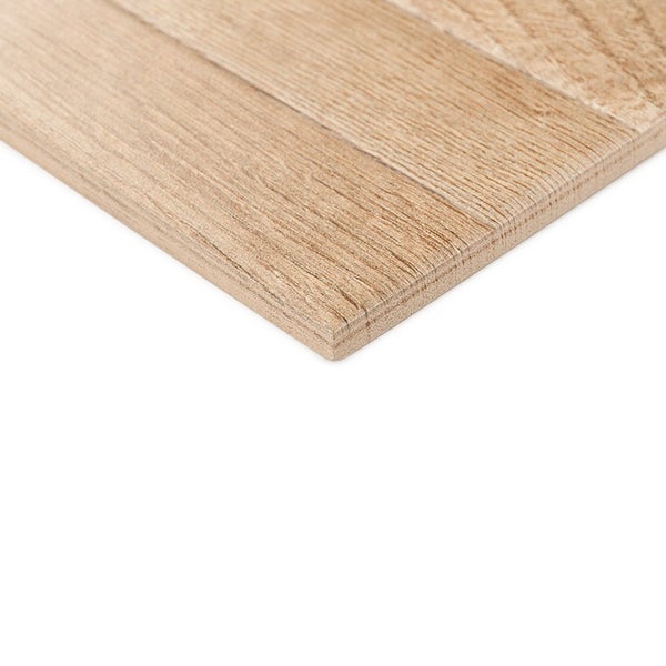 Fliese mit Holzoptik in Paneeloptik für Wand oder Boden