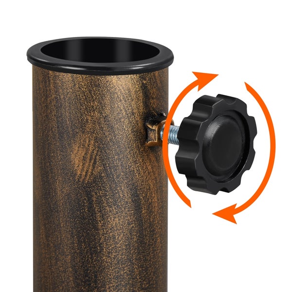 Detailansicht einer Christbaumständer-Feststellschraube