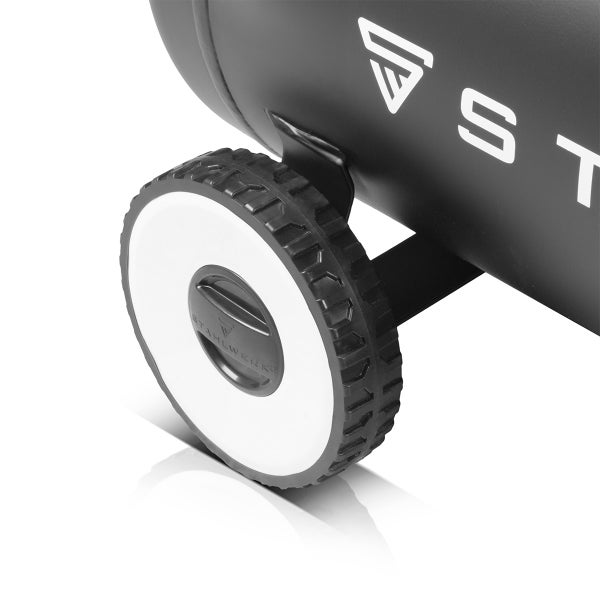 Detailaufnahme von Rad an STAHLWERK Grillwagen