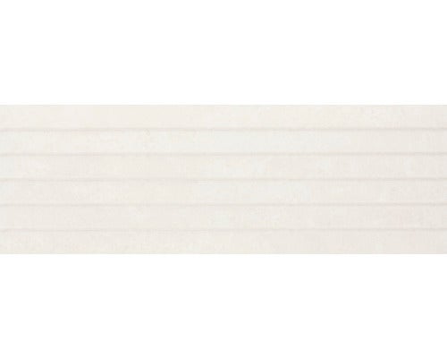 Rechteckige, helle Wandfliese mit leicht reliefierter Oberfläche