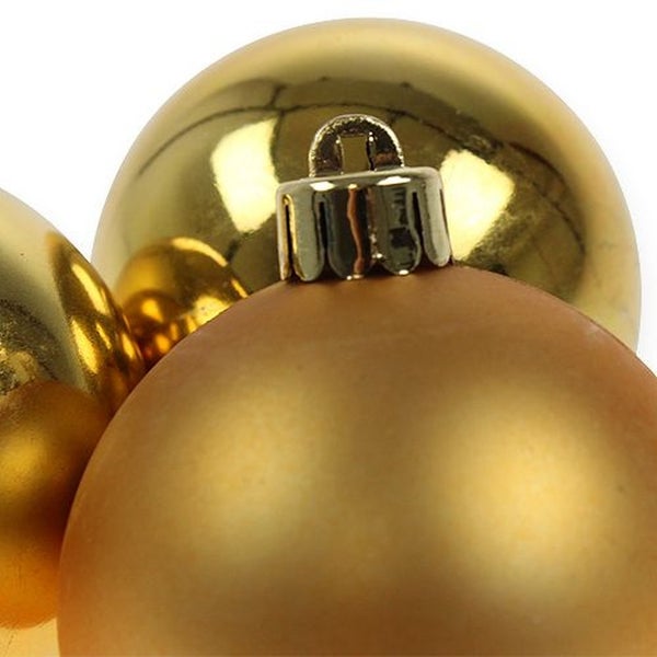 Goldene Christbaumkugeln