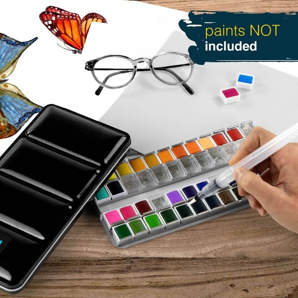 Aquarellfarbkasten mit Pinsel, leer, mit Brille und Zeichnungen