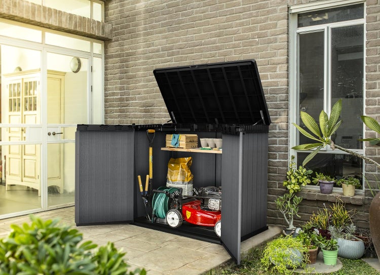 Keter Store-It-Out Darwin Aufbewahrungsschrank 1150L - Wetterbeständige Mülltonnenbox mit Holzoptik - Gartenbox abschließbar - für 2X 240L Tonnen