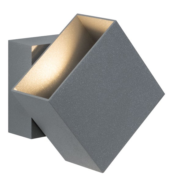 Moderne quadratische Wandleuchte aus Metall mit Leuchtöffnung für eine direkte und indirekte Lichtverteilung.