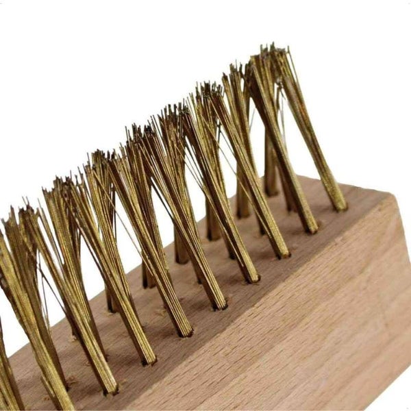 Drahtbürste mit Holzgriff
