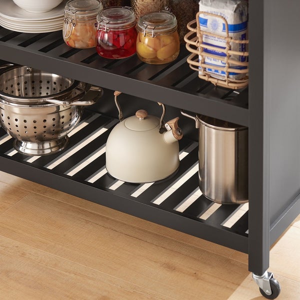 Küchenwagen mit Küchenutensilien