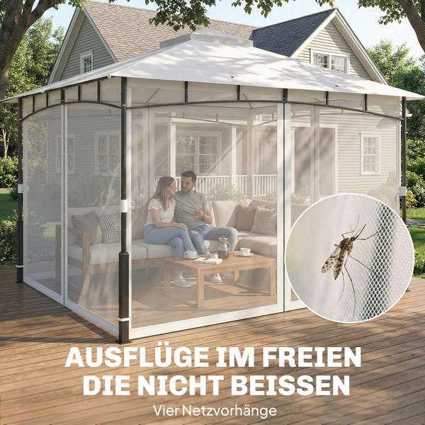 Gartenpavillon mit vier Moskitonetz-Vorhängen auf einer Holzterrasse zum Schutz vor Insekten.